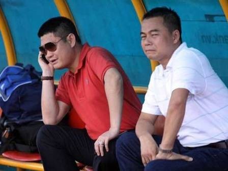 V-League 2013: Cuộc chiến của các ông 'bầu' còn sót lại V-League 2013: Cuộc chiến của các ông 'bầu' còn sót lại