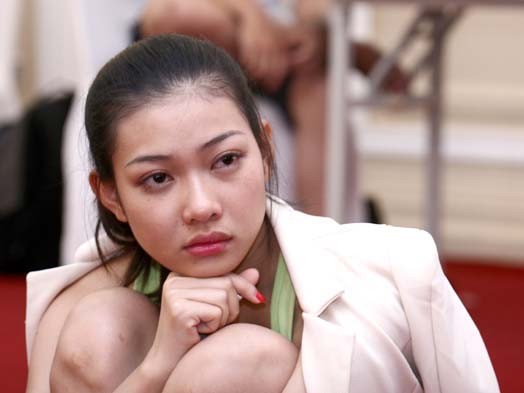 Nước mắt đã rơi ở lớp học của Miss Teen Nước mắt đã rơi ở lớp học của Miss Teen