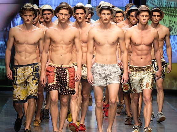 Người mẫu nam cũng được thi VN's Next Top Model Người mẫu nam cũng được thi VN's Next Top Model