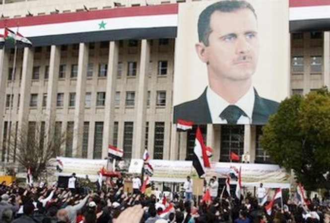 Syria tổ chức trưng cầu ý dân về hiến pháp mới Hiến pháp mới qui định tổng thống Syria chỉ giữ tối đa hai nhiệm kỳ, mỗi kỳ 7 năm
Ảnh: BBC