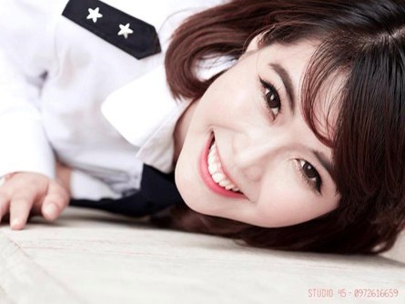 Áp lực của nữ sinh xinh đẹp nổi tiếng ở Học viện Hàng không Áp lực của nữ sinh xinh đẹp nổi tiếng ở Học viện Hàng không