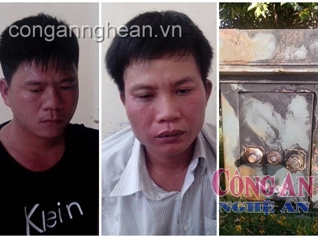 Vào nhà người yêu trộm két sắt Vào nhà người yêu trộm két sắt