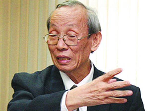 Giải thể trường đại học, không để sinh viên bơ vơ Giải thể trường đại học, không để sinh viên bơ vơ