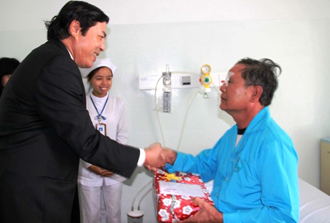 Khánh thành Bệnh viện Ung thư miễn phí cho người nghèo Khánh thành Bệnh viện Ung thư miễn phí cho người nghèo