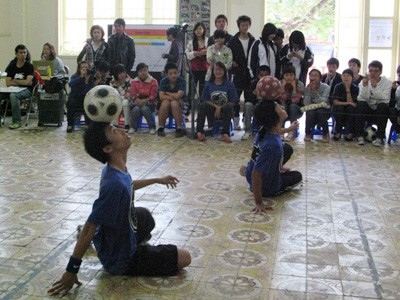 Ngày hội bóng đá nghệ thuật Một màn biểu diễn