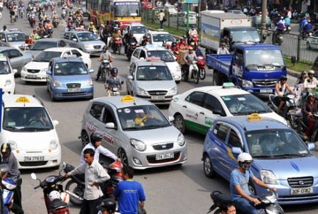 Giá xăng tăng sát Tết làm khổ doanh nghiệp Giá xăng tăng sát Tết làm khổ doanh nghiệp