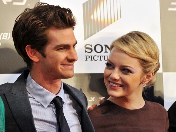 Bom tấn Người nhện sắp nổ Andrew Gardield và Emma Stone đem “Người nhện” đến Nhật Bản