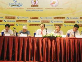 V-League 2012 vào chặng nước rút - Khi BTC giải… chạy điểm V-League 2012 vào chặng nước rút - Khi BTC giải… chạy điểm
