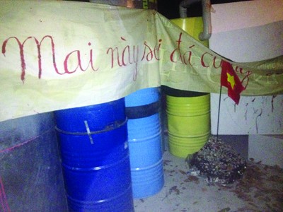 Lần hồi - Mê cung của giới trẻ Lần hồi - Mê cung của giới trẻ