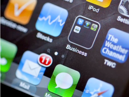 Apple sẽ từ bỏ tên gọi iPhone? qád