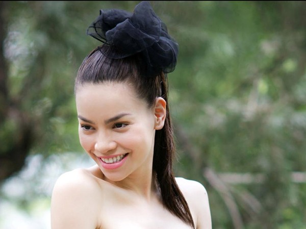 Hồ Ngọc Hà đứng đầu Zing Music Awards Hồ Ngọc Hà đứng đầu Zing Music Awards