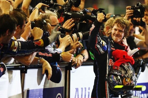 Tân vô địch thế giới F1: Kỷ nguyên Vettel bắt đầu Tân vô địch thế giới F1: Kỷ nguyên Vettel bắt đầu