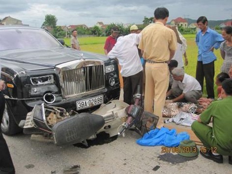 Vì sao chưa khởi tố vụ lái siêu xe Rolls-Royce Phantom đâm chết người? Vì sao chưa khởi tố vụ lái siêu xe Rolls-Royce Phantom đâm chết người?