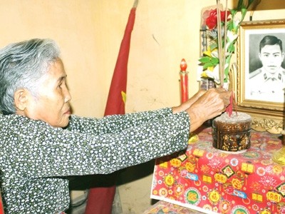 Những giọt máu nằm lại Trường Sa Những giọt máu nằm lại Trường Sa