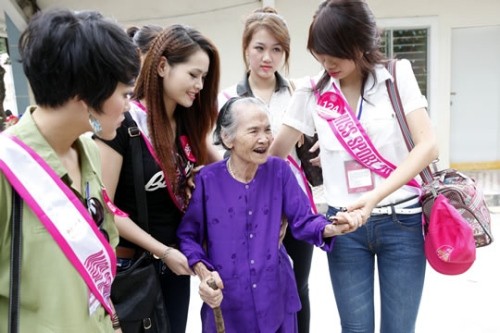 Mẹ VN anh hùng dưới 30 tuổi có ...trong tương lai Mẹ VN anh hùng dưới 30 tuổi có ...trong tương lai
