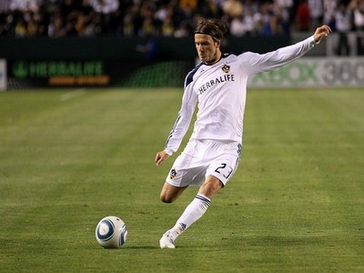 Beckham sút phạt tuyệt đẹp Beckham sút phạt tuyệt đẹp