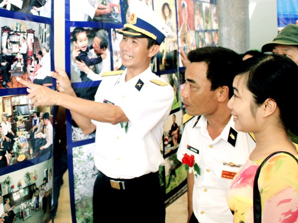 Đưa hậu phương tới Trường Sa Đưa hậu phương tới Trường Sa