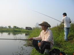 Chuyện chàng 'ôm cần quên vợ' Chuyện chàng 'ôm cần quên vợ'