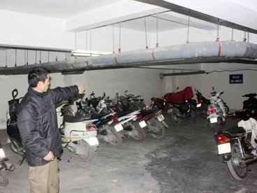 Đột nhập chung cư 'cuỗm' 10 xe tay ga Đột nhập chung cư 'cuỗm' 10 xe tay ga