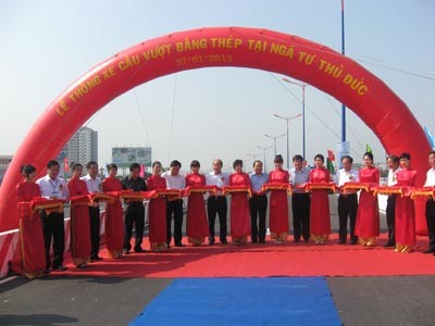 Đơn vị thắng cược Bộ trưởng Đinh La Thăng lại vượt tiến độ Đơn vị thắng cược Bộ trưởng Đinh La Thăng lại vượt tiến độ