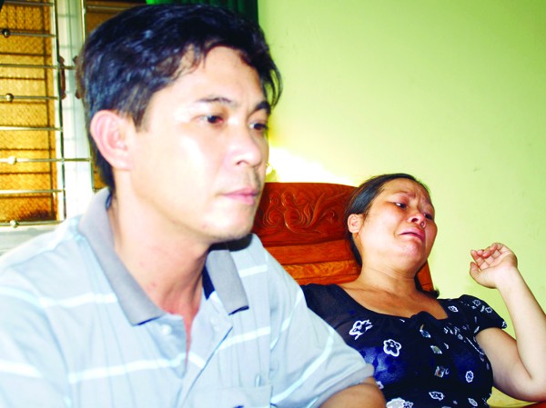 Cháy tàu trên biển, 38 ngư dân trở về trắng tay Cháy tàu trên biển, 38 ngư dân trở về trắng tay
