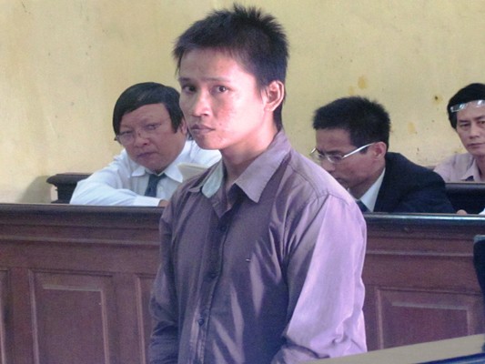 Nhân tình trẻ dùng búa đánh 'vợ hờ' đến chết Nhân tình trẻ dùng búa đánh 'vợ hờ' đến chết