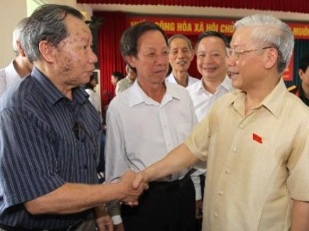 Bổ sung 2 Ủy viên BCT là 'không đạt về số lượng' Bổ sung 2 Ủy viên BCT là 'không đạt về số lượng'