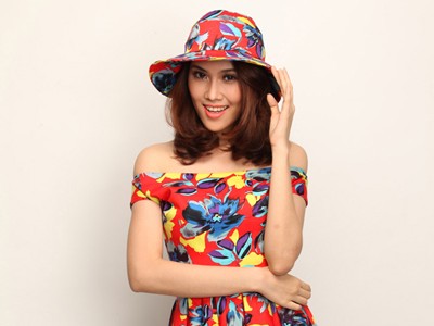 Soi gu thời trang tắc kè hoa của sao Việt Soi gu thời trang tắc kè hoa của sao Việt