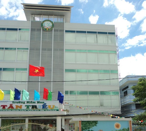 Cục phó Cục thuế Cần Thơ đến cơ quan vợ nhảy lầu tự tử Hiện trường nơi xảy ra vụ việc. Ảnh: Sáu Nghệ