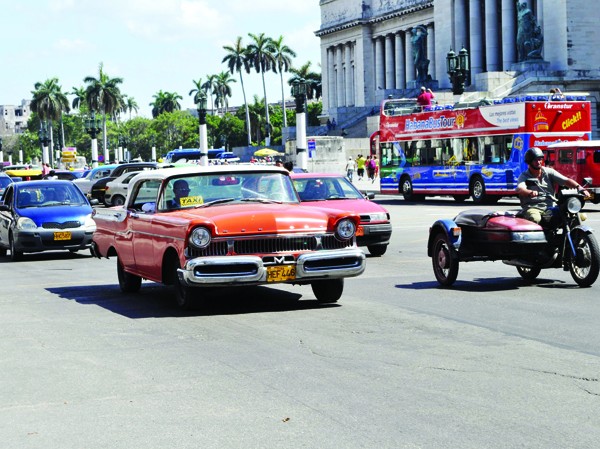 Cuba và chính sách “cập nhật hóa” mô hình kinh tế Cuba và chính sách “cập nhật hóa” mô hình kinh tế