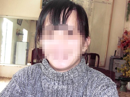 Phận đời cô gái bị lừa bán trinh từ năm 12 tuổi Phận đời cô gái bị lừa bán trinh từ năm 12 tuổi