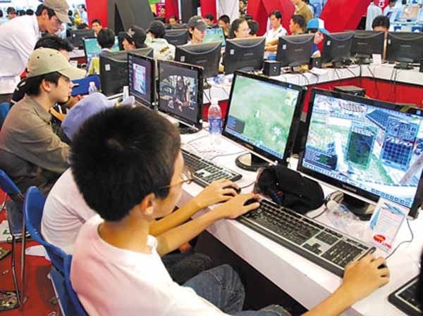 Cấm game online kích động bạo lực, dâm ô Cấm game online kích động bạo lực, dâm ô