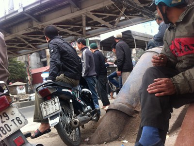 Sát Tết, quay quắt đợi việc Sát Tết, quay quắt đợi việc