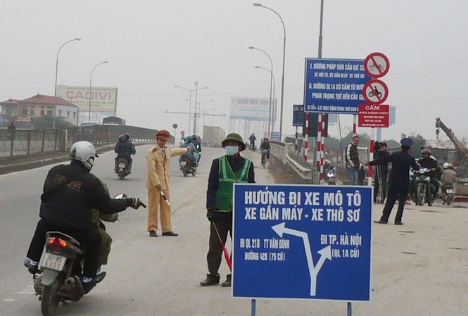 Nhiều xe vẫn vi phạm Nhiều xe vẫn vi phạm