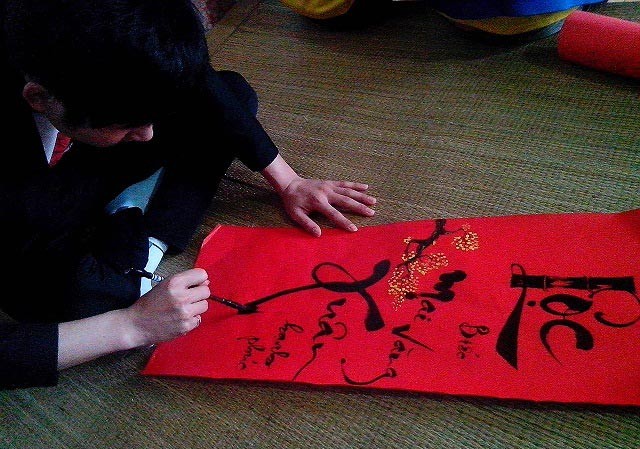 Sinh viên làm giàu nhờ Tết Sinh viên làm giàu nhờ Tết