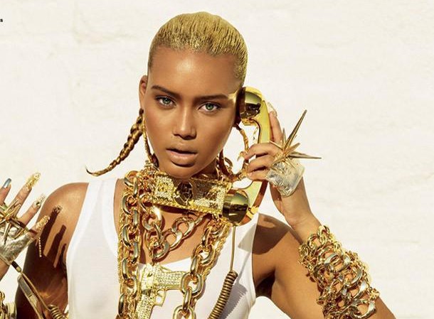Siêu mẫu 9X 'đốt cháy' V magazine mừng năm mới Siêu mẫu 9X 'đốt cháy' V magazine mừng năm mới