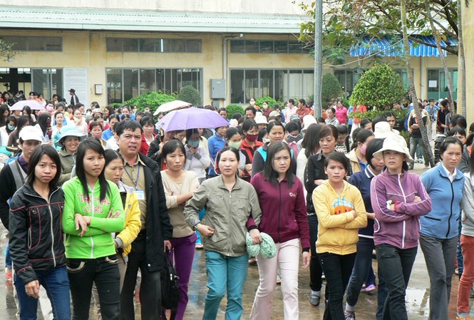 Trên 90% công nhân trở lại làm việc sau Tết Công nhân trở lại làm việc sau Tết tại Đà Nẵng