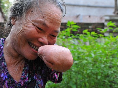 Lưu giữ nhịp đời qua từng Tia Chớp Lưu giữ nhịp đời qua từng Tia Chớp