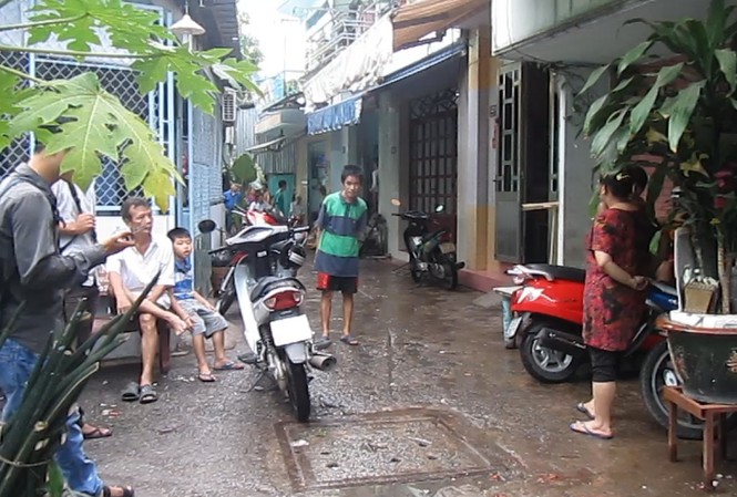 Ba người dân bị côn đồ đâm chém loạn xạ Hiện trường xảy ra vụ việc.