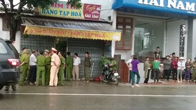 Giận chồng lấy vợ hai, mẹ chém chết con 8 tuổi Hiện trường xảy ra vụ án đau lòng.