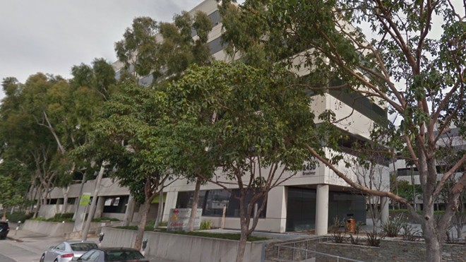 Công ty trả nhân viên 25.000 USD để...nghỉ việc Riot Games HQ in Santa Monica, California.
