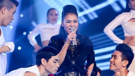 Công thức giúp ca sĩ Việt đổi đời, nâng tầm cát-xê Thu Minh thành diva với cát-xê cao ngất ngưởng nhờ thể hiện ấn tượng ở các show truyền hình.