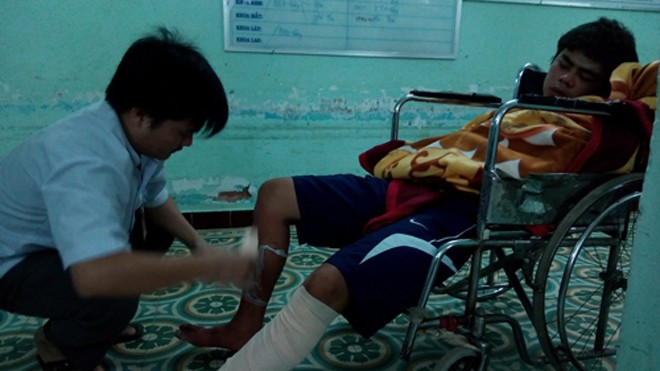 Cháy cửa hàng nội thất, 8 người bị bỏng Vụ cháy đã khiến 8 người trong căn nhà số 45, đường Hoàng Văn Thụ, tỉnh Kon Tum bị bỏng