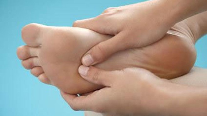 10 dấu hiệu ở chân cảnh báo bệnh hiểm trong cơ thể 10 dấu hiệu ở chân cảnh báo bệnh hiểm trong cơ thể