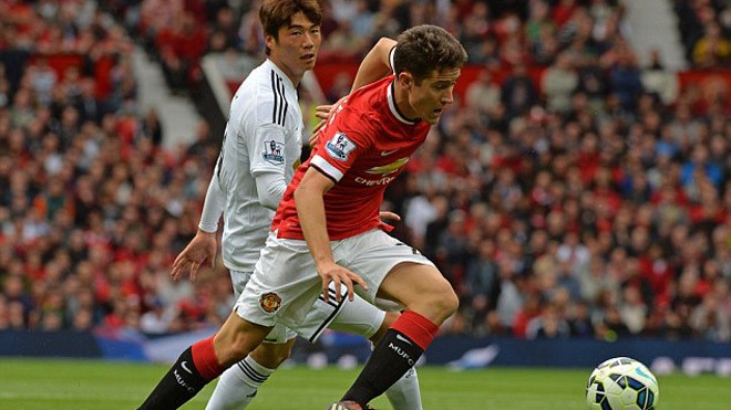 Man United không biết xài tiền? Herrera không phải là một tên tuổi lớn
