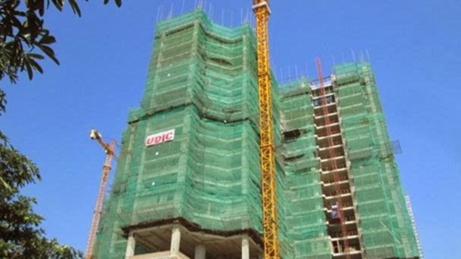 Có mạo hiểm khi mua nhà xây thô? Nhiều dự án bàn giao thô bộc lộ những bất cập.