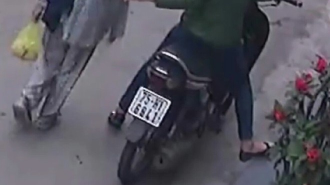 Nữ quái lột đồ bà cụ không có thuật thôi miên Nữ quái Lê Thị Thu Thanh bị công an tóm gọn sau khi “lộ hình” trên mạng xã hội.