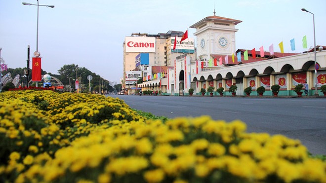 TPHCM: 7 điểm bắn pháo hoa trong 2 dịp Tết TPHCM sẽ bắn pháo hoa tại 7 điểm để phục vụ người dân trong dịp Tết Nguyên đán Đinh Dậu 2017.