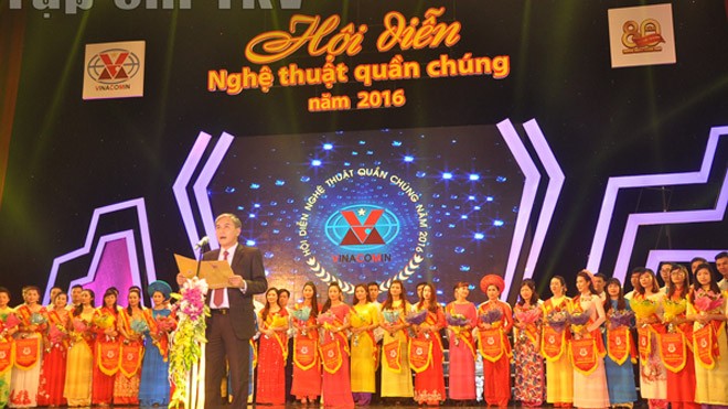 Khai mạc Hội diễn Nghệ thuật quần chúng TKV năm 2016 Khai mạc Hội diễn Nghệ thuật quần chúng TKV năm 2016