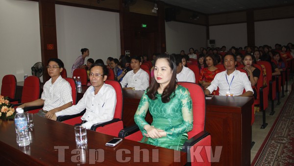 Duyên dáng Hồng Thái Duyên dáng Hồng Thái